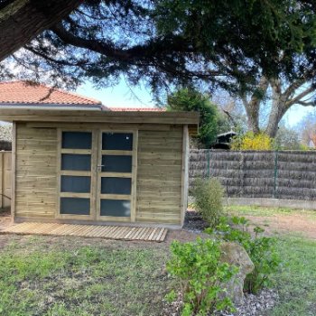 Abri de jardin en bois - Vintage